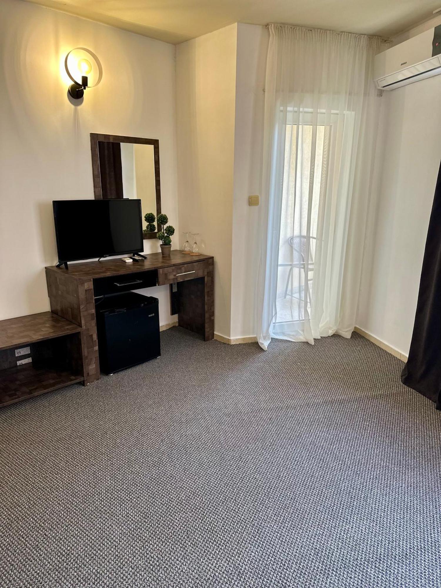 Brilliance Hotel Varna Phòng bức ảnh